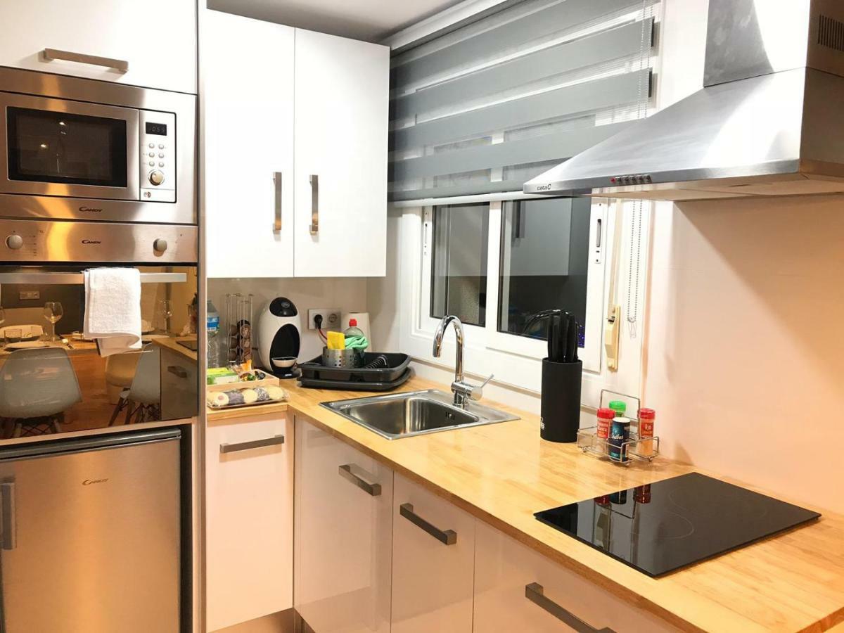 Estudio De 30 M² En Barberá Del Vallés, Con 1 Baño Privado. *